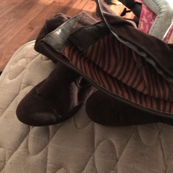 Brown boots - Picture 1 of 1